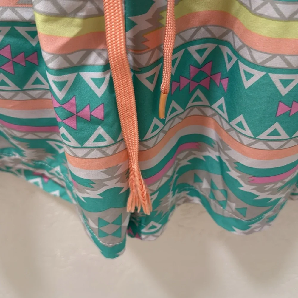 Chubbies Men’s “En Fuego” Swim Trunks XL 5.5”